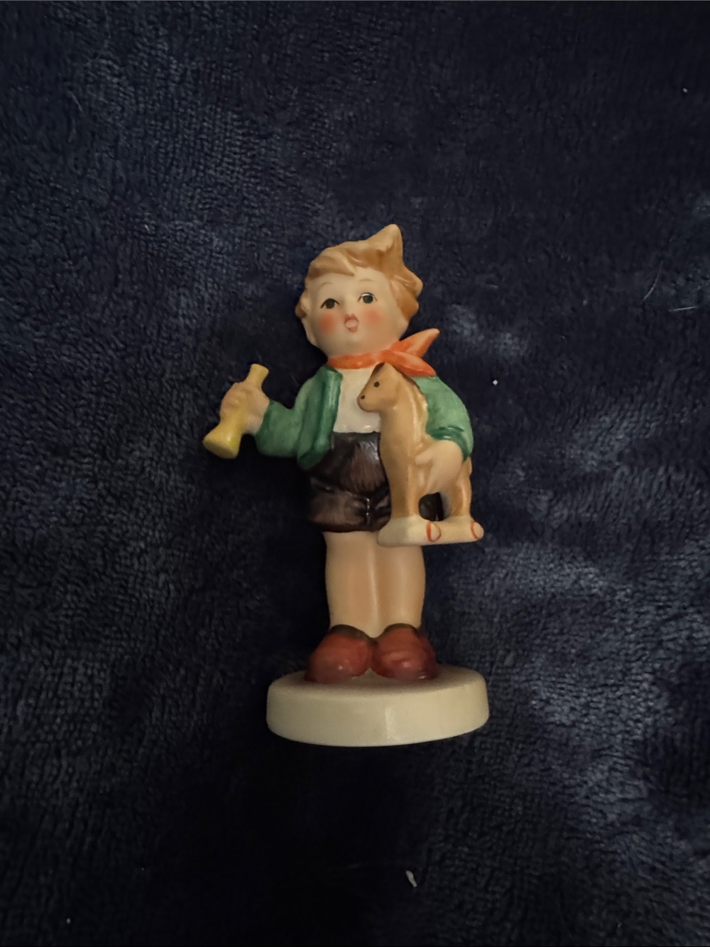 Hummel 239C Boy With Horse